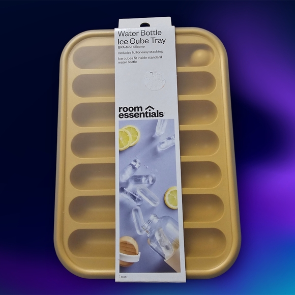 Room Essentials Other - Room Essentials Silicone Water Bottle Ice Cube Tray
